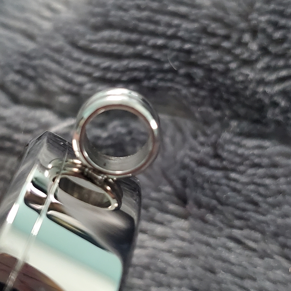 Floating Locket Comes W/ Chain And 3 Random Charms - image 4